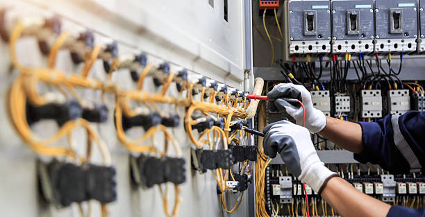Professional Electrician technician working in Plumsteadville, PA